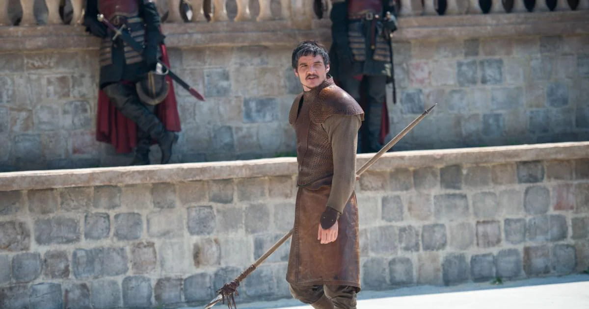  Pedro Pascal contraiu infecção nos olhos devido a fãs imitando cena de Game of Thrones