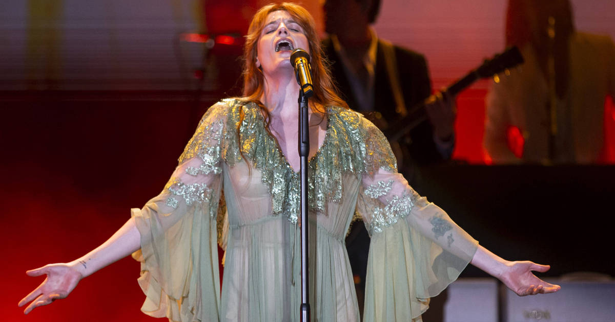 Florence + the Machine leva o MITA Festival ao espiritual com seu culto apoteótico - legadoplus